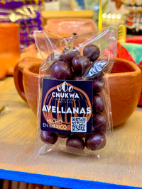 Confitado de Avellanas con chocolate