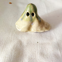 Fantasma con ojos huecos