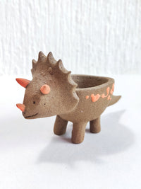 Maceta mini a color de cerámica "Triceratops"