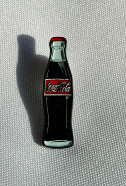 Pin Coquita