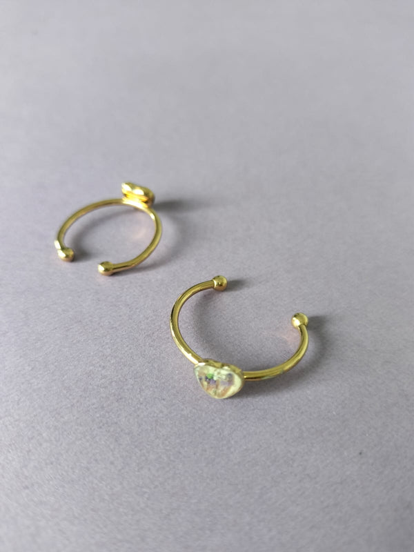 Anillo ajustable con flores corazón mini dorado
