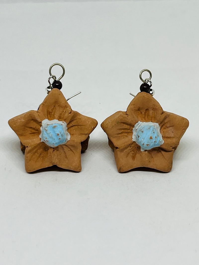 Aretes "Flor triangular"