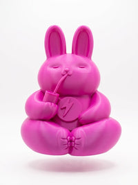 Conejo Rayo art toy