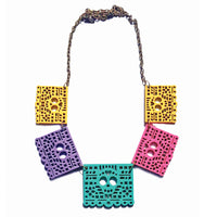 Collar Papel picado grande