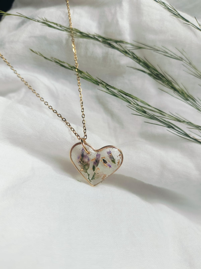 Collar con dije corazon mini