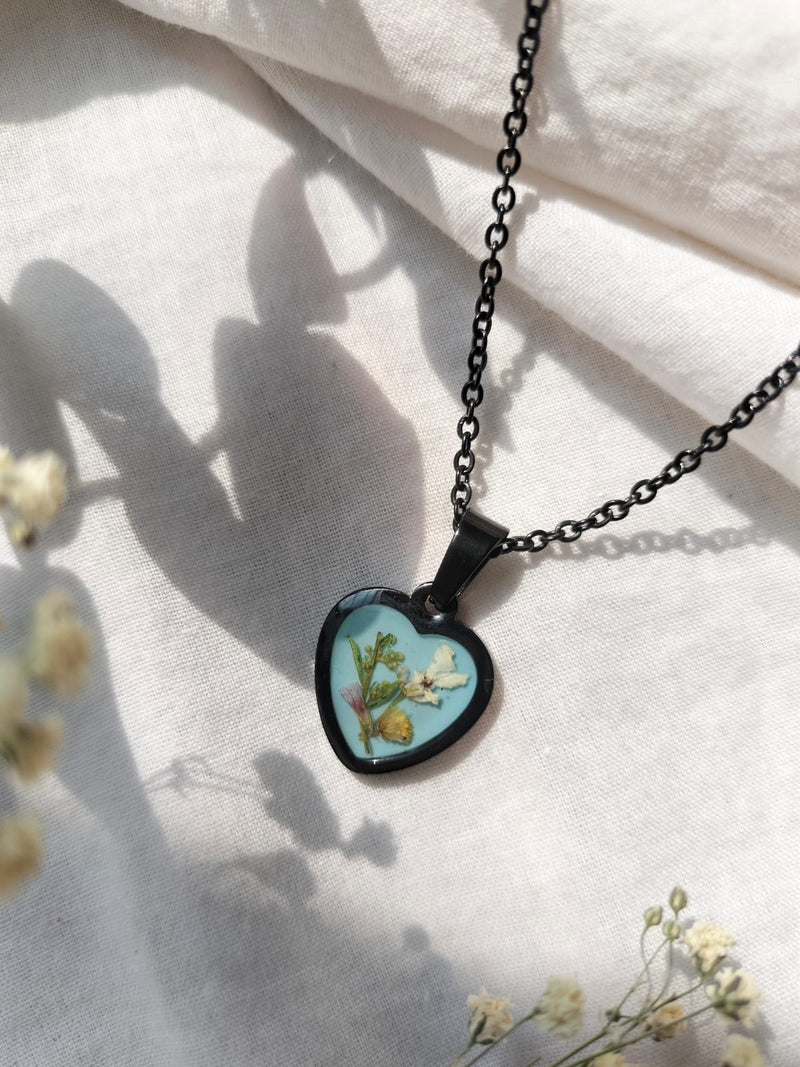 Collar con dije corazon mini
