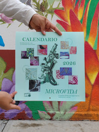Calendario 2026 "Microvida" en colaboración con 12 artistas