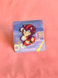 Pin metálico "Sombra"