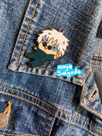 Pin metálico Satoru Gojo