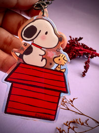 Llavero de acrilico Snoopy