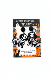 Aretes perrito esqueleto