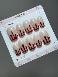 Uñas press-on "Beso de sangre" / M
