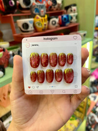Uñas press-on "Fresas" / XS