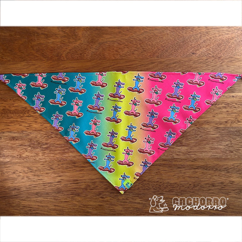 Bandana para Cachorro Modorro G "Salchicha patinando"