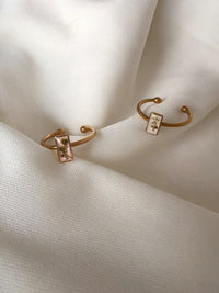 Anillo mini rectángulo dorado