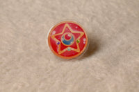 Pin Sailor Moon