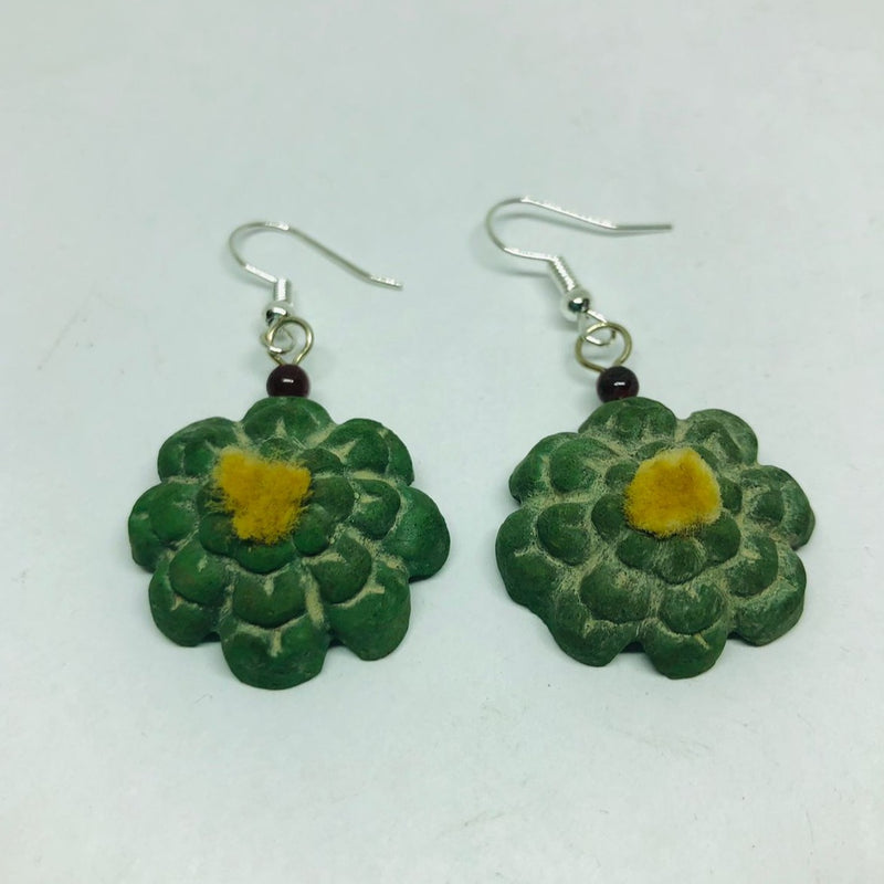 Aretes "Peyote verde policromado"