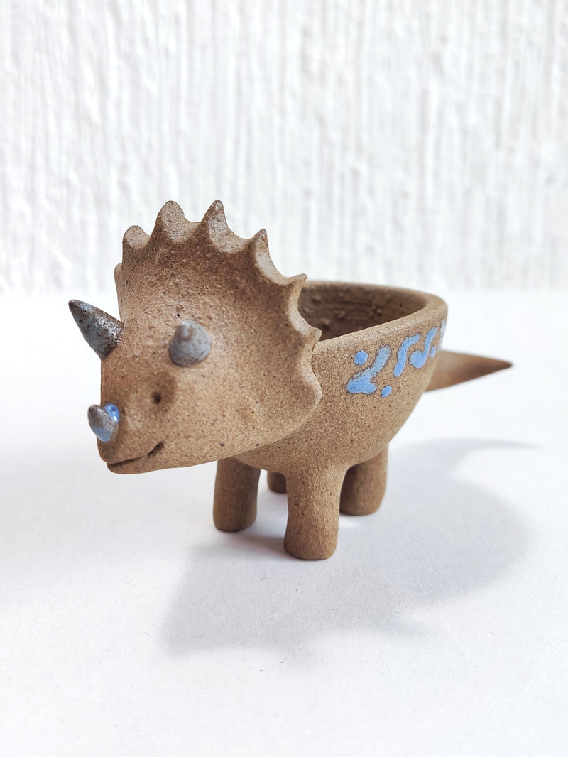 Maceta mini a color de cerámica  "Triceratops"